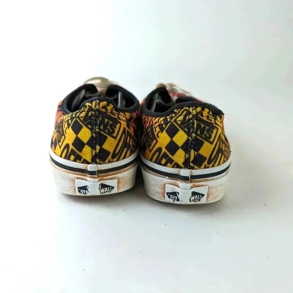 Vans Logo Flame Lace Up Sneakers 5.5 - Picture 7 of 8